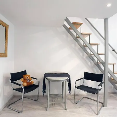 Cozy Vacation Studio Relax Close Apartment Budapest